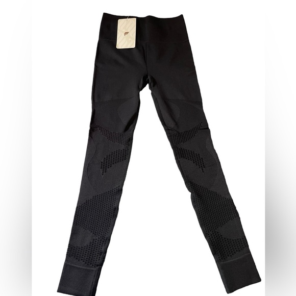 NWT Fabletics High -Waisted Seamless Mesh Leggings Size XS - Picture 4 of 8